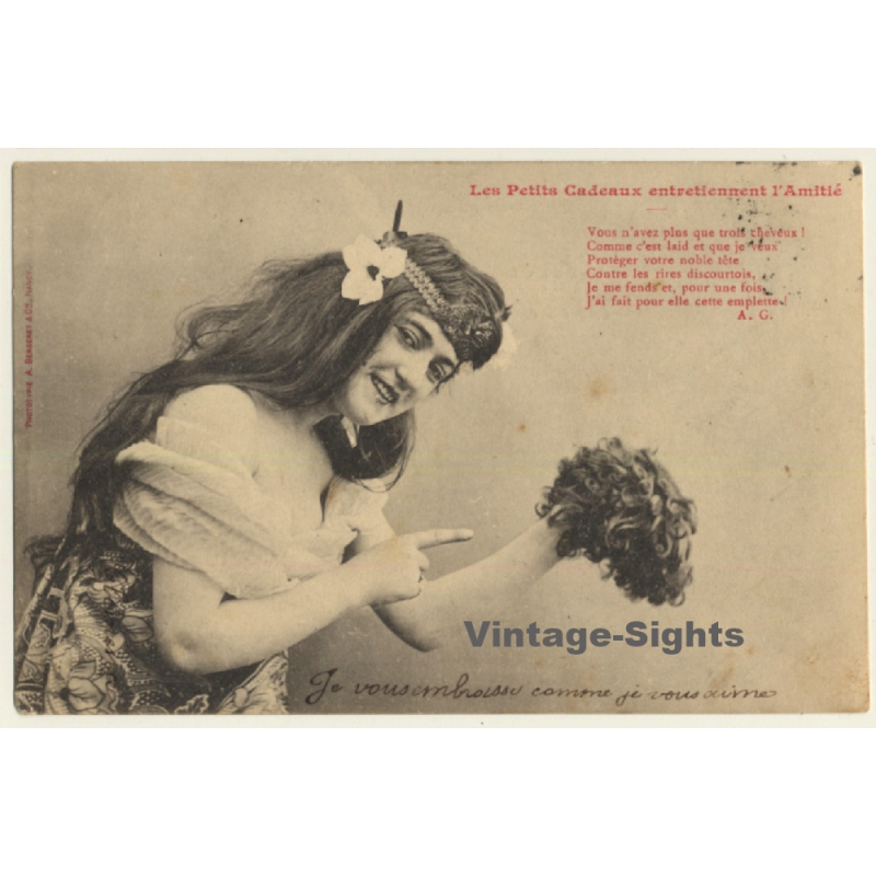 Les Petits Cadeaux Entretiennent L'Amitié / Hairpiece - Wig (Vintage PC 1904)