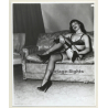 Irving Klaw: Bettie Page Holds Black Gloves B-747 / Pin-Up - BDSM (Vintage Photo USA)