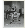 Irving Klaw: Blonde Mistress Ties Maid To Table*2 9529 / Pin-Up - BDSM (Vintage Photo USA)