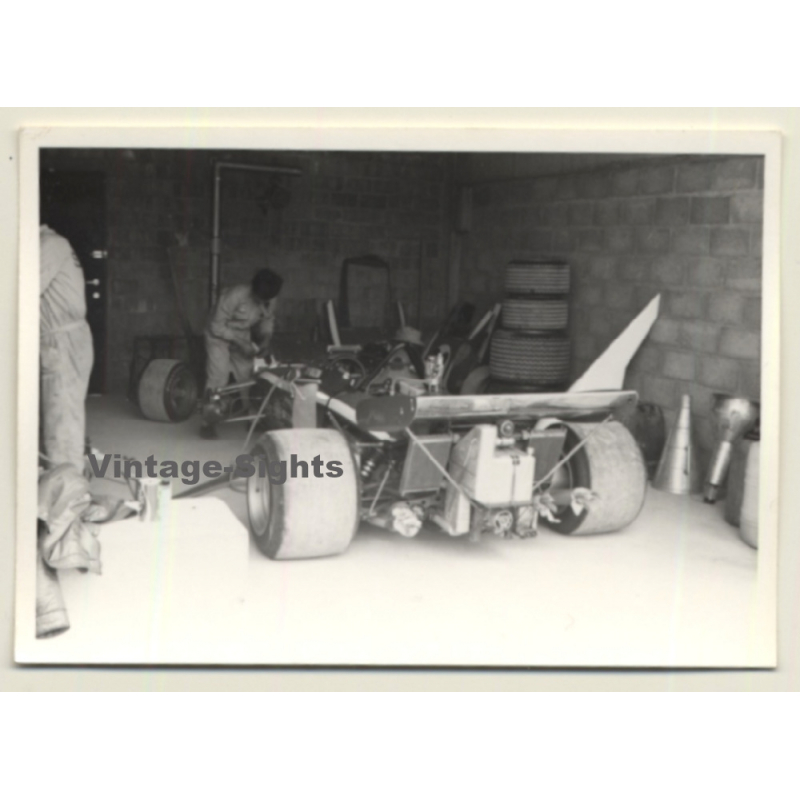 Nivelles-Baulers GP Formula 1: Car Getting Fixed In Pit (Vintage Photo 1972)