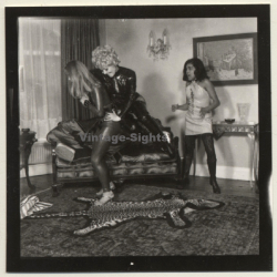 3 Lacquer Ladies In Hot Catfight *1 / Wrestling (Vintage Contact Sheet Photo 1970s)