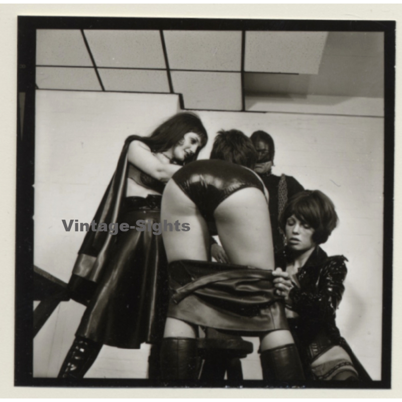 2 Mistresses & Masked Latex Master Tie Semi Nude Maid*4 / BDSM (Vintage Contact Sheet Photo 1970s)