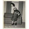 Irving Klaw: Tall Maid Drops Skirt DIANE REYNOLDS-44 / Pin-Up - BDSM (Vintage Photo USA)
