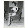 Irving Klaw: Slim Leggy Maid On Lounge Chair COUNTESS B-34 / Pin-Up - BDSM (Vintage Photo USA)