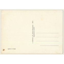 Kneeling Blonde Semi Nude At Lake Shore / Pin-Up - Risqué (Vintage PC 1960s)