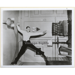 Fred Astaire Dancing On Wall 'Royal Wedding' (Vintage Press Photo 1970s/1980s)