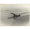 Jerri Bram (1942): Driftwood In Surf Of Beach (Vintage Photo 1960s/1970s)