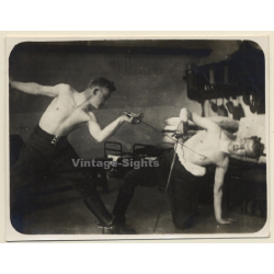 Great Take: 2 Shirtless Men Fencing / Gay INT (Vintage Gelatin Silver Photo ~1910s/1920s)