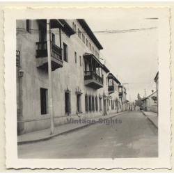 Tunja / Colombia: Colonial Style Buildings / Street View (Vintage Photo 1957)