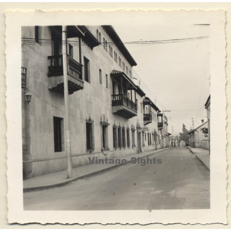 Tunja / Colombia: Colonial Style Buildings / Street View (Vintage Photo 1957) Tunja / Colombia: Colonial Style Buildings / Street View (Vintage Photo 1957)
