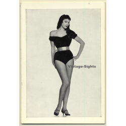 Pin-up Girl *19 / Darkhaired - Wasp Waist (Vintage Trading Card ~1950s)