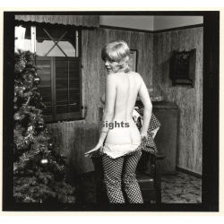 Erotic Model Candy Vaughan Undresses*8 / Panties - Butt (Vintage Contact Sheet Photo 1972)