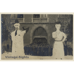 2 Large Snowmen In Front Of A School / Pupils (Vintage RPPC ~ 1910s/1920s)