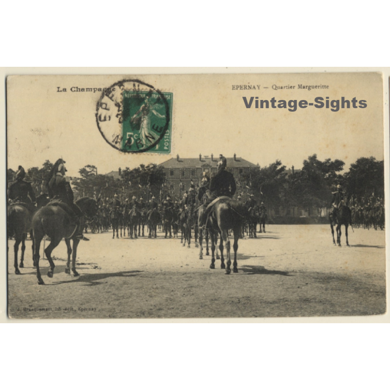 Epernay / France: Quartier Margueritte - Cavalerie - Soldats (Vintage PC 1918)