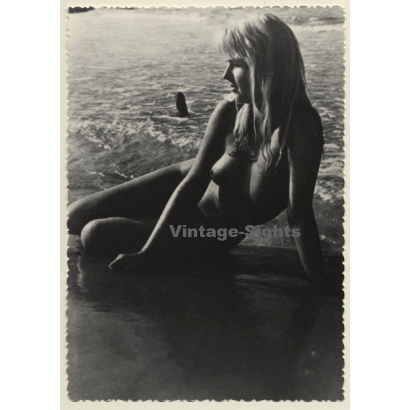 Pretty Blonde Nude In The Surf / Sand - Boobs (Vintage Photo ~1950s/1960s)