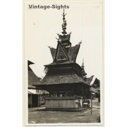 Sumatra / Indonesia: Pile Dwelling House / Batak Architecture (Vintage RPPC ~1920s/1930s)