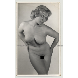 Blonde Nude In Classic Pose (Vintage Photo B/W ~1950s)