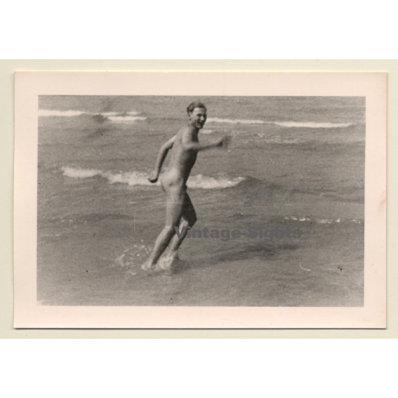 Nude German Soldier About To Take A Swim In Russia / Gay INT (Vintage Photo ~1930s/1940s)