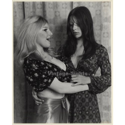 Erotic Study By Bruce Warland: Lusty Blonde Holds Younger Girlfriend / Lesbian INT (Vintage Photo KORENJAK 1970s/1980s)