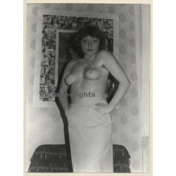 Pretty Semi Nude In Front Of Funky Wallpaper / Hairy Armpits (Vintage Photo GDR ~1980s)