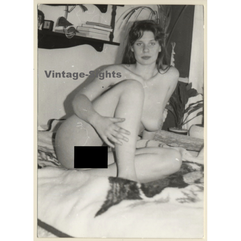 Busty Natural Nude Curled Up On Bed / Eyes (Vintage Photo GDR ~1980s)