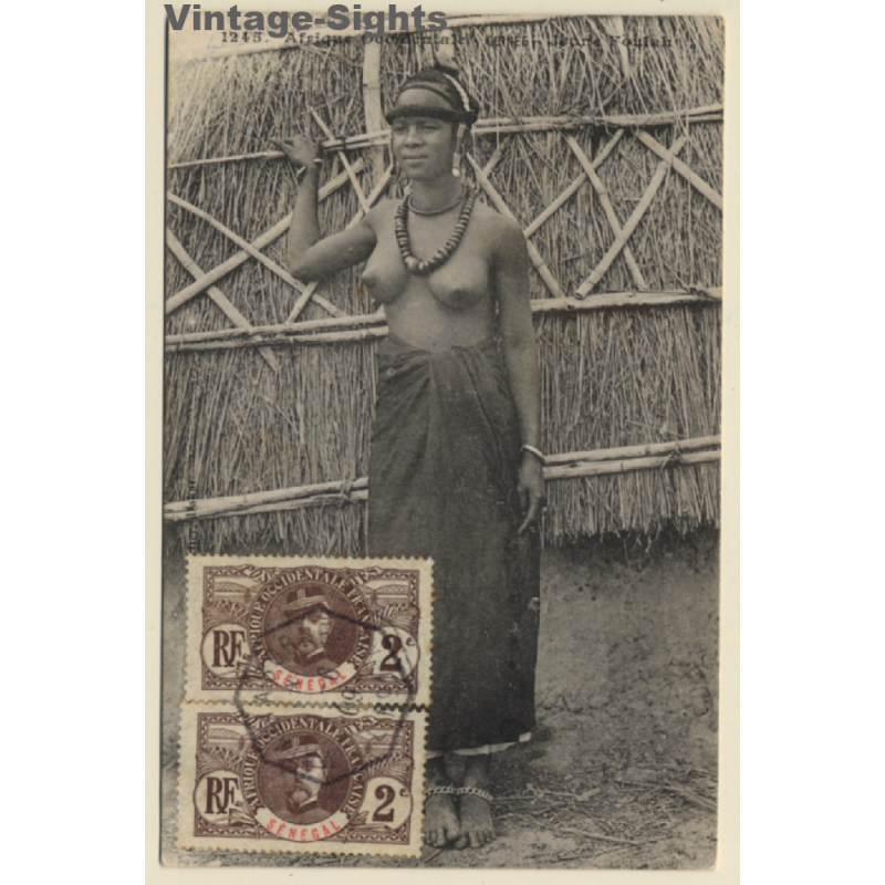 Afrique Occidentale: Guinea - Jeune Foulah / Risqué - Ethnic (Vintage PC 1909) Afrique Occidentale: Guinea - Jeune Foulah / Risqué - Ethnic (Vintage PC 1909)