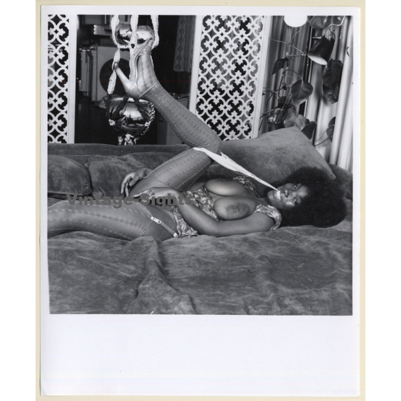 Erotic Study: Busty Dark-Skinned Nude With Afro *2 (Vintage Photo KORENJAK 1970s/1980s)