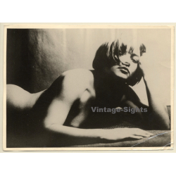 Erotic Study: Natural Nude Woman With Bob *2 (Vintage Photo ~1960s/1970s)