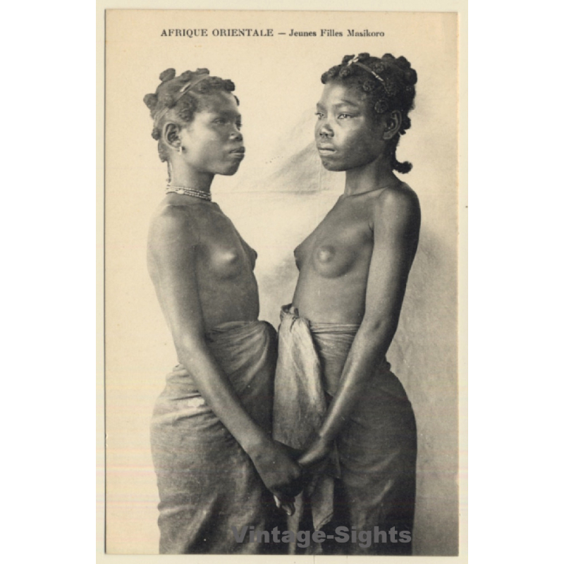 Afrique Orientale: Madasgascar - Jeune Filles Masikoro / Risqué - Ethnic Nude (Vintage PC ~1910s)