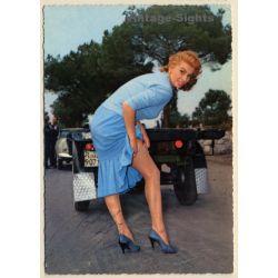 Sophia Loren In 'What A Woman' / Autographed - Pin-Up (Vintage PC ~1950s/1960s)
