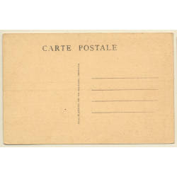 Morocco: Un médecin qui fait des ventouses scarifiées (Vintage PC 1910s/1920s)