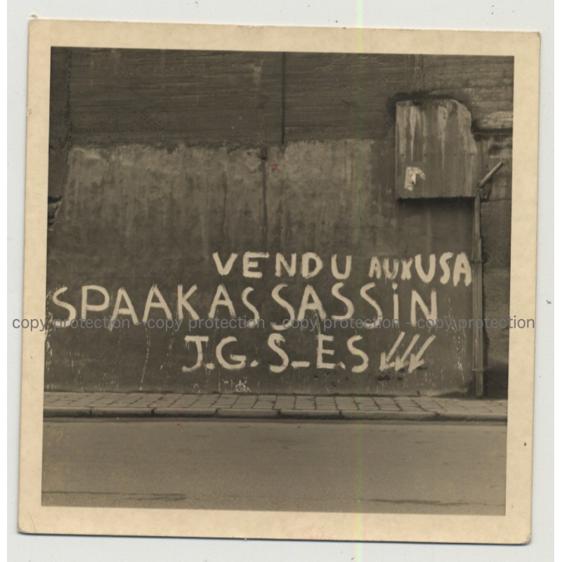 Vendu Aux USA - Spaak Assasin JGS E.S (Vintage Photo Of Graffiti 1964 B/W) Vendu Aux USA - Spaak Assasin JGS E.S (Vintage Photo Of Graffiti 1964 B/W)