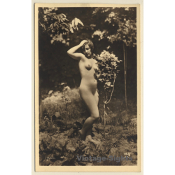J. Mandel 355: Natural Nude In Garden *1 / Risqué (Vintage RPPC Noyer ~1910s/1920s)