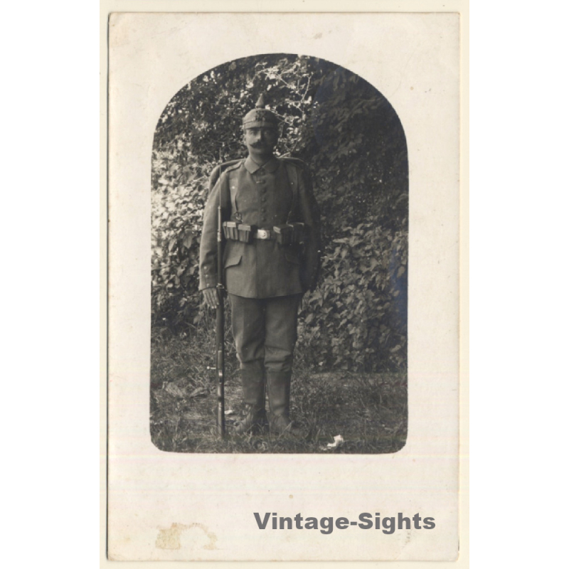 WW1: German Soldier With Backpack / Pickelhaube - Uniform (Vintage RPPC 1915) WW1: German Soldier With Backpack / Pickelhaube - Uniform (Vintage RPPC 1915)