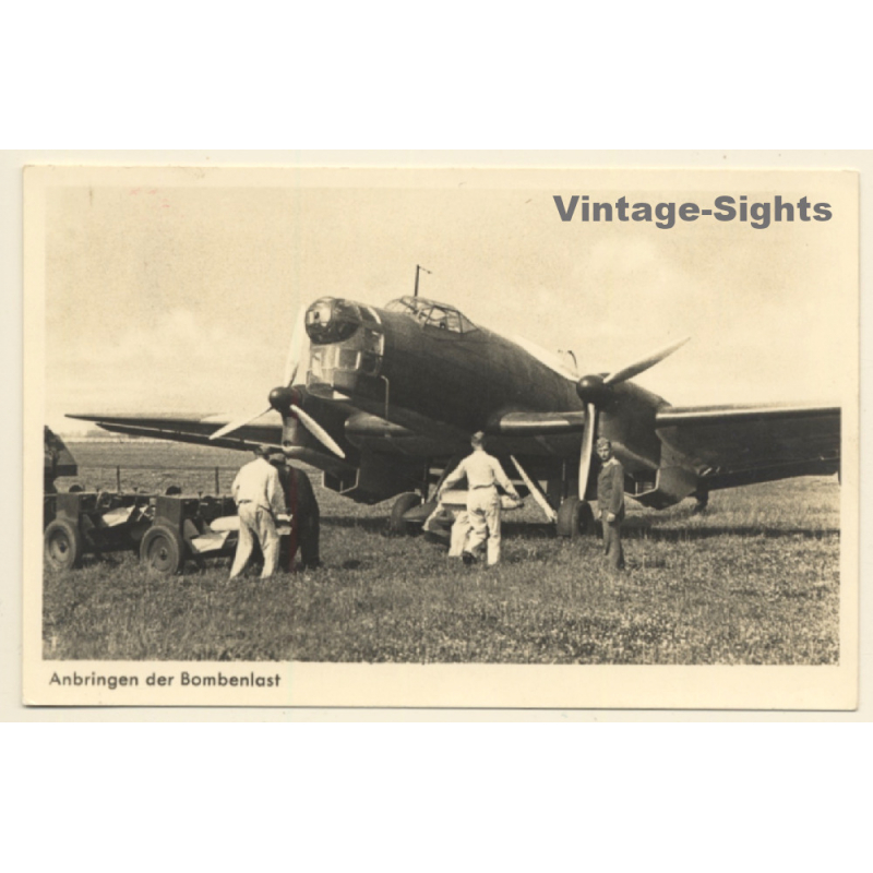 WW2: Junkers JU 86 E-1 - Anbringen Der Bombenlast / Aviation (Vintage RPPC ~1930s/1940s) WW2: Junkers JU 86 E-1 - Anbringen Der Bombenlast / Aviation (Vintage RPPC ~1930s/1940s)