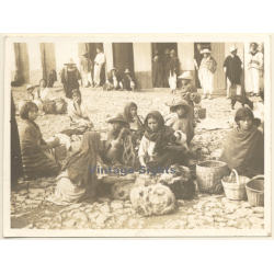 Andes / Bolivia ?: Street Vendors - Beggars (Vintage Photo ~1910s/1920s)