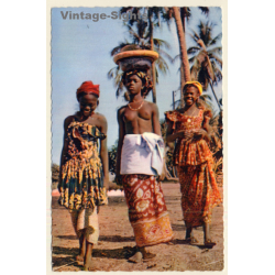 Africa: Retour Du Marché / Topless Indigenous Female - Ethnic (Vintage RPPC Hoa-Qui)