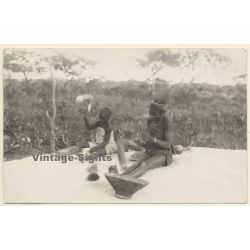 Orange Free State (South Africa): 2 Native Girls Pounding Corn / Ethnic (Vintage RPPC 1925)
