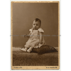 Florencio Bixio & Cia: Baby Girl - B. De Irigigoyen (Vintage Photo PC 1930s)