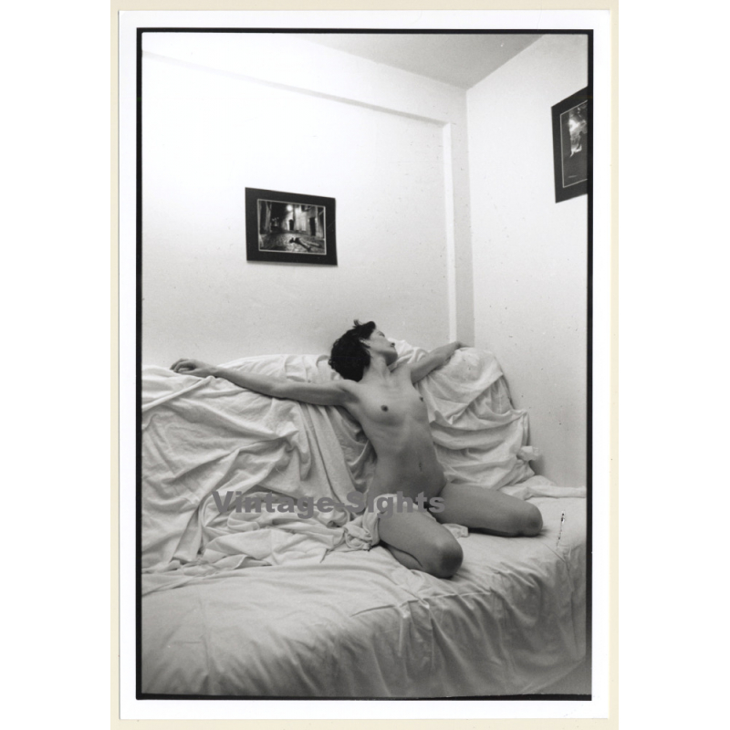 Artistic Erotic Nude Study*1: Slim Darkhaired Female (Vintage Photo France 1980s)