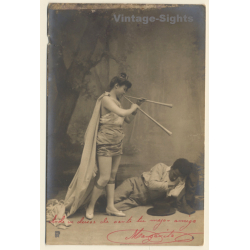 Theater Scene*1: Interracial Couple / Flute - Romance (Vintage RPPC 1903)