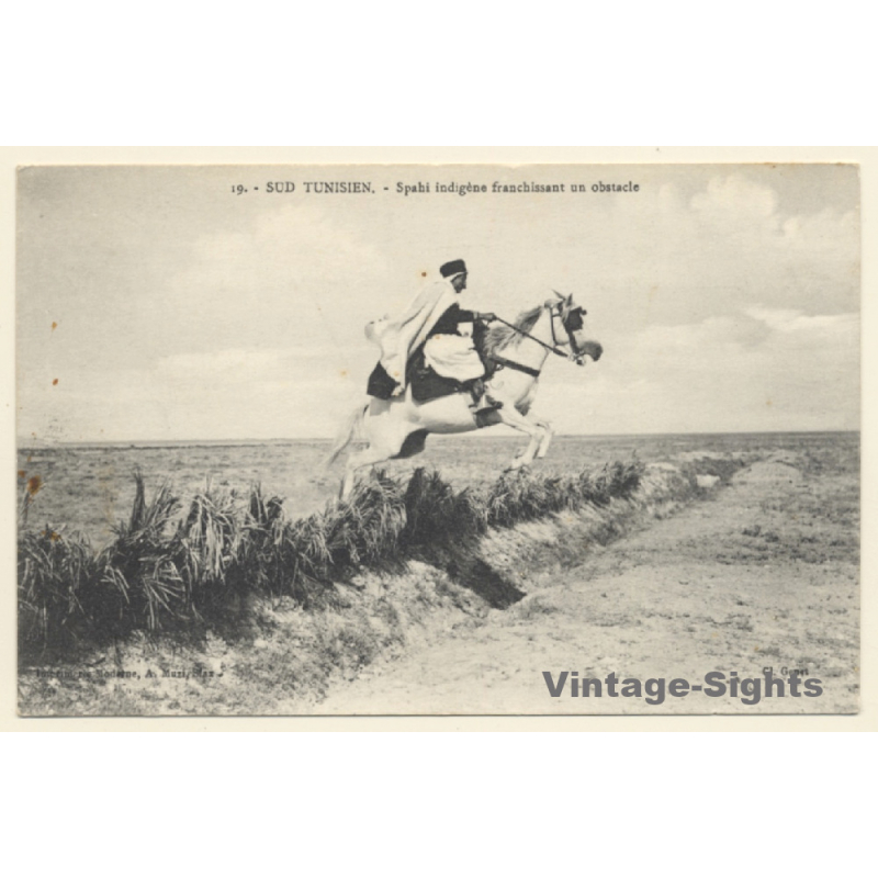 Tunisia: Indigenous Spahi Jumping With Horse (Vintage PC 1910s/1920s) Tunisia: Indigenous Spahi Jumping With Horse (Vintage PC 1910s/1920s)