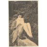 1920s Erotica: Lascivious Flapper*1 / Legs - Risqué - Boudoir (PC Weltpostverein RE ~1960s)