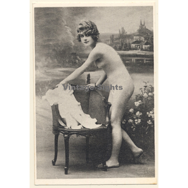 1920s Erotica: Belle Epoque Nude*8 / Risqué - Boudoir (Vintage Trading Card ~1930s)