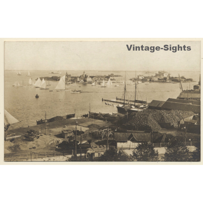 Helsinki / Finland: Bay - Harbour - Sailing Ships (Vintage RPPC ~1920s/1930s ) Helsinki / Finland: Bay - Harbour - Sailing Ships (Vintage RPPC ~1920s/1930s )