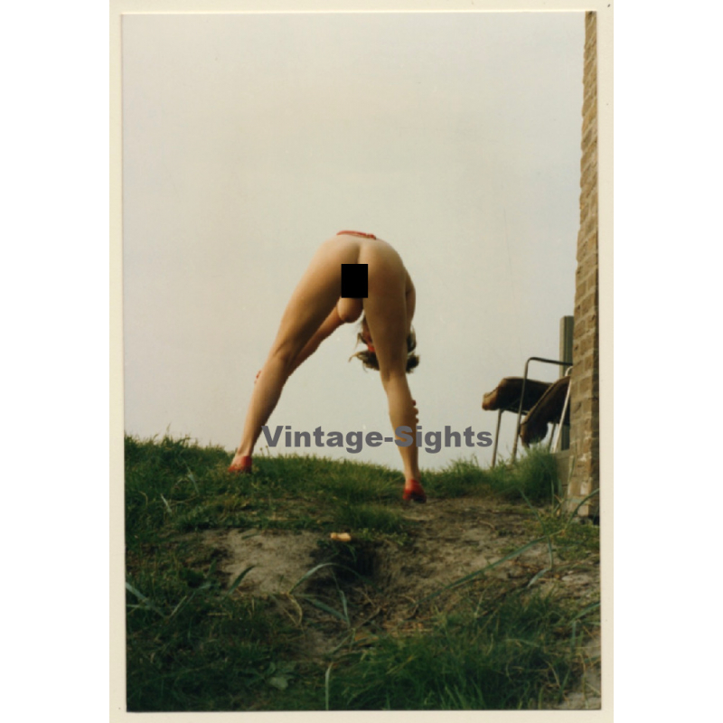 Erotic Study: Rear View Of Nude Bending Forward Outdoors (Vintage Photo ~1990s)