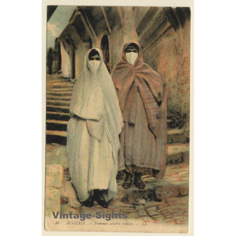 Algeria: Femmes Arabes Voilées - Niqab / Ethnic (Vintage PC 1908) Algeria: Femmes Arabes Voilées - Niqab / Ethnic (Vintage PC 1908)