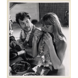 Jaybird Erotic Study: Nude Couple Eating Chicken Wings / Lei Necklace (Vintage Photo KORENJAK 1960s/1970s)