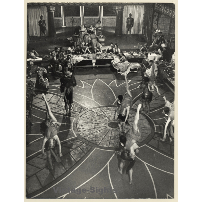 Large Group Scene: Giulio Cesare Contro I Pirati (Vintage Press Photo/Movie Still 1962)