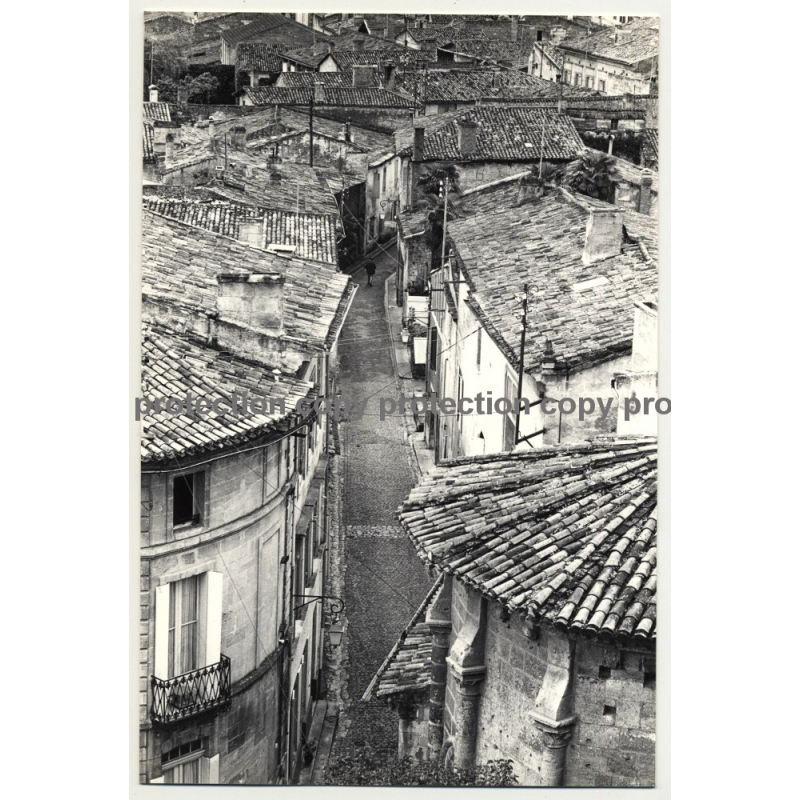 33330 St. Emilion / France: View Over Village / Alley (Vintage Photo 1960s/1970s)